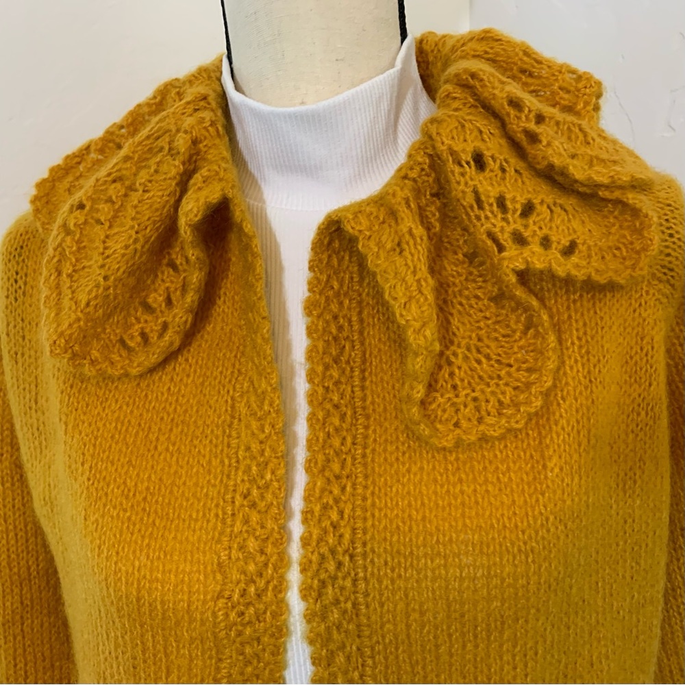 Hand-crafted Soft Light Wool Sweater with Scalloped Edge Collar and Finishing